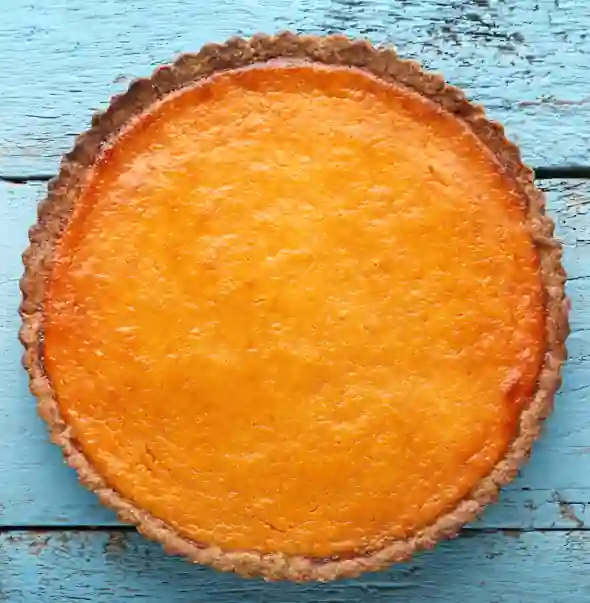 sweet potato Tudor pie with burdock root in a pastry case: our own recipe served on our yoga retreats